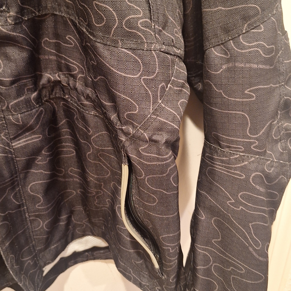 Fox Black Patterned Jacket - image 8